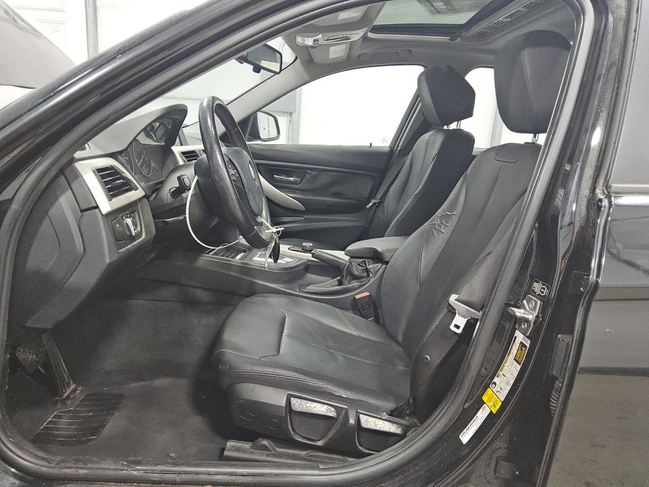 2013 BMW 320 I VIN: WBA3B1C55DK130402 Lot: 93122405