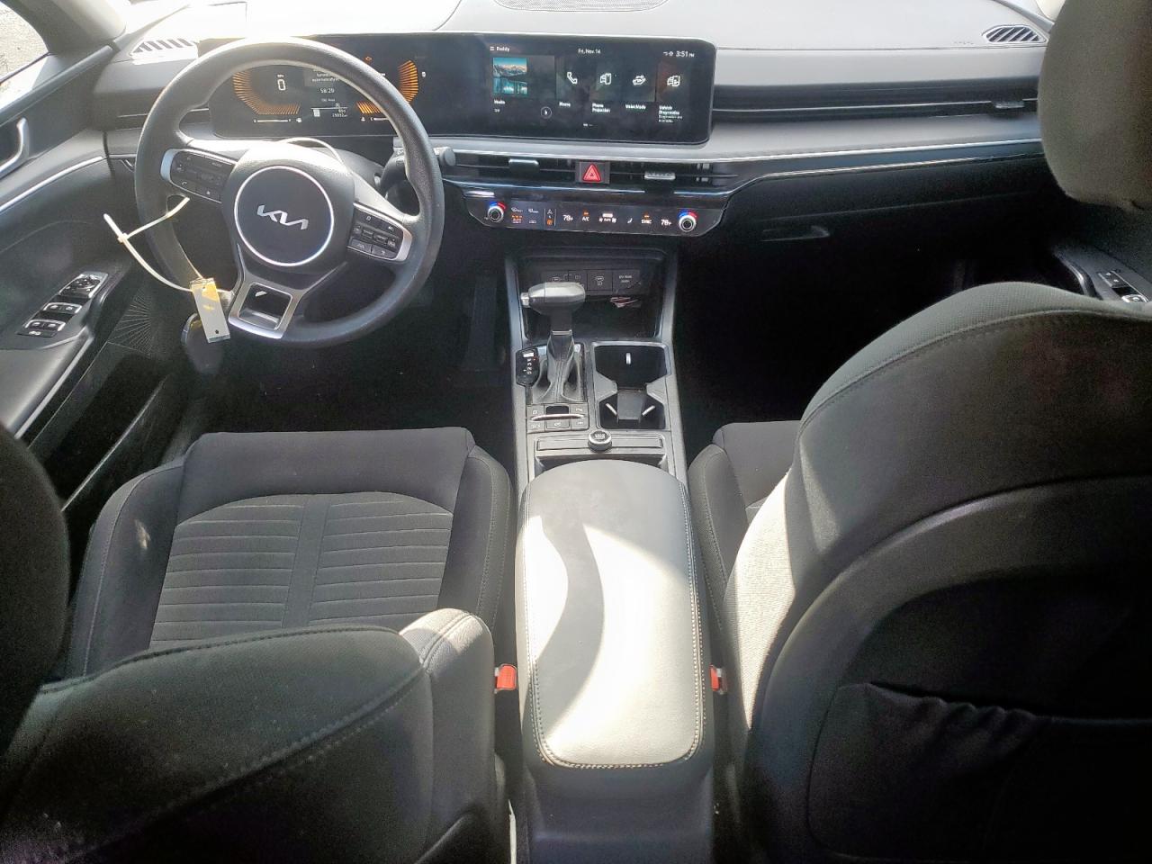 2025 Kia K5 Lxs VIN: KNAG24J73S5293598 Lot: 89473775