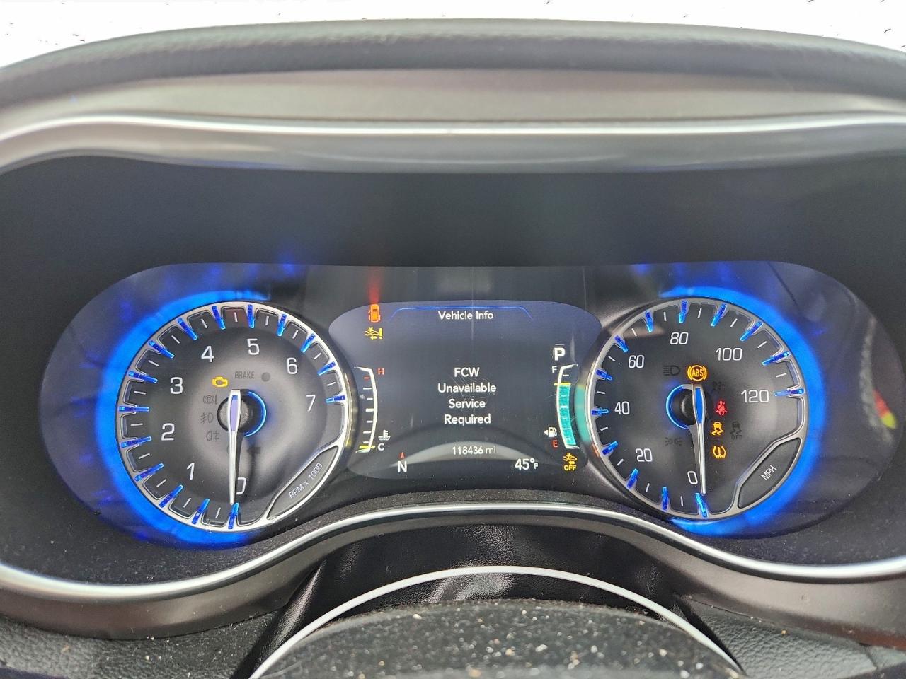 2018 Chrysler Pacifica Limited VIN: 2C4RC1GG2JR258129 Lot: 92910295