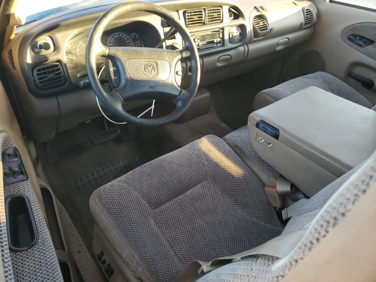 1998 Dodge Ram 1500 VIN: 1B7HC13Z8WJ121694 Lot: 91275775