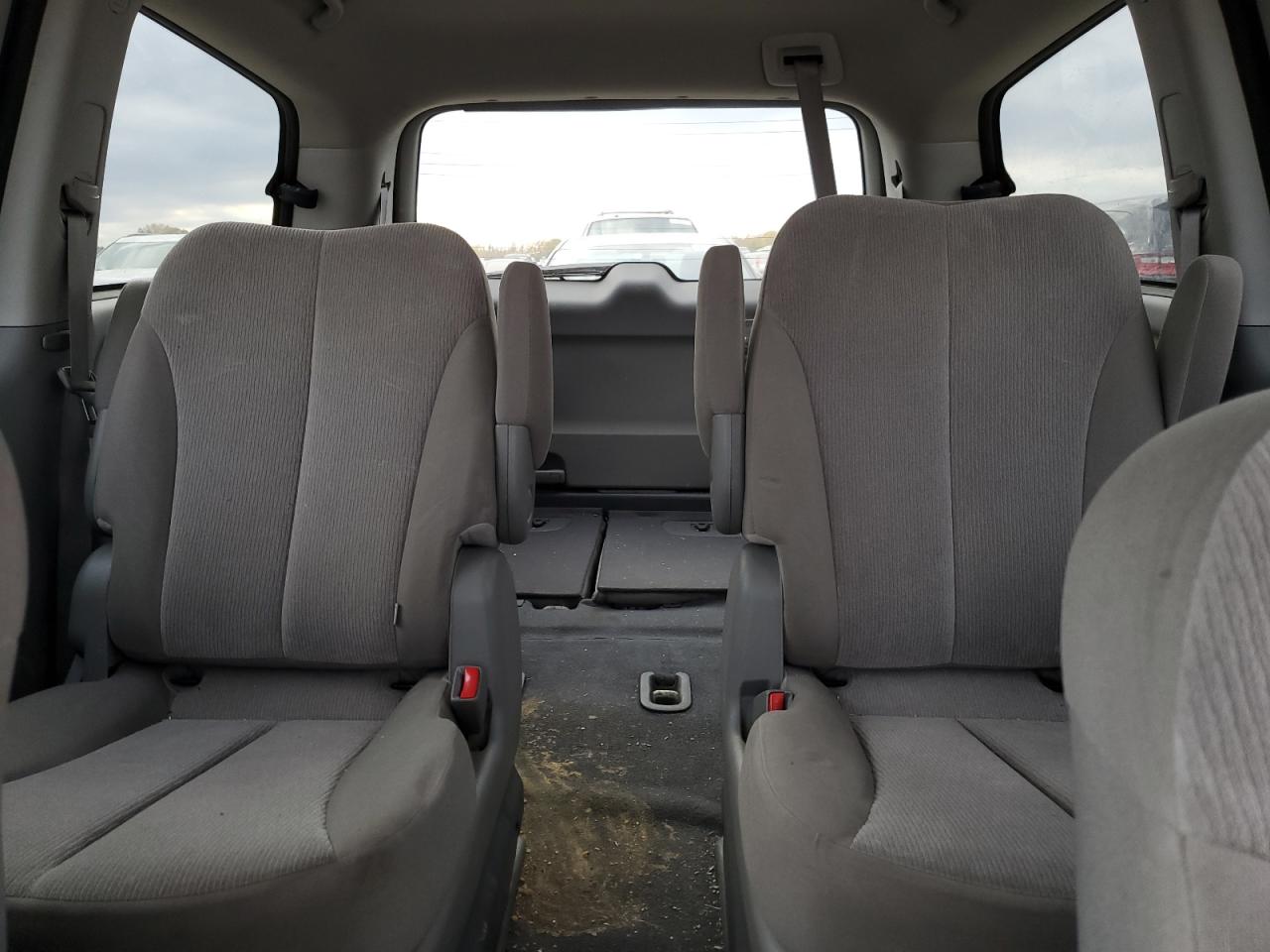 2012 Kia Sedona Lx VIN: KNDMG4C78C6440580 Lot: 90827275