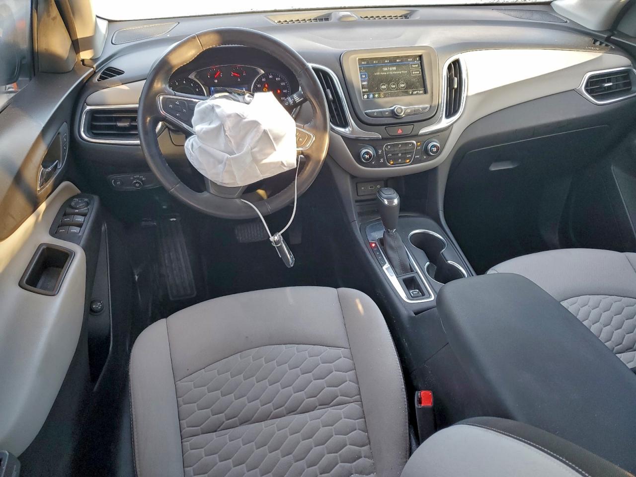 2019 Chevrolet Equinox Lt VIN: 3GNAXKEV8KS596834 Lot: 94400835