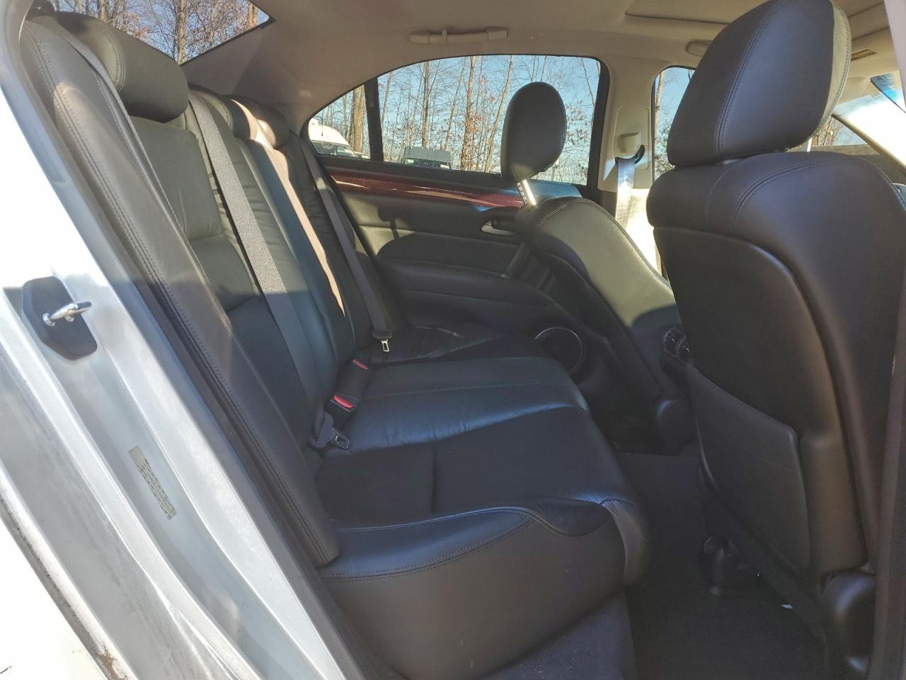 2010 Acura Rl VIN: JH4KB2F69AC001818 Lot: 93497325