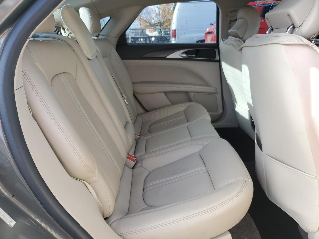 2017 Lincoln Mkz Hybrid Reserve VIN: 3LN6L5MU0HR641328 Lot: 90871005