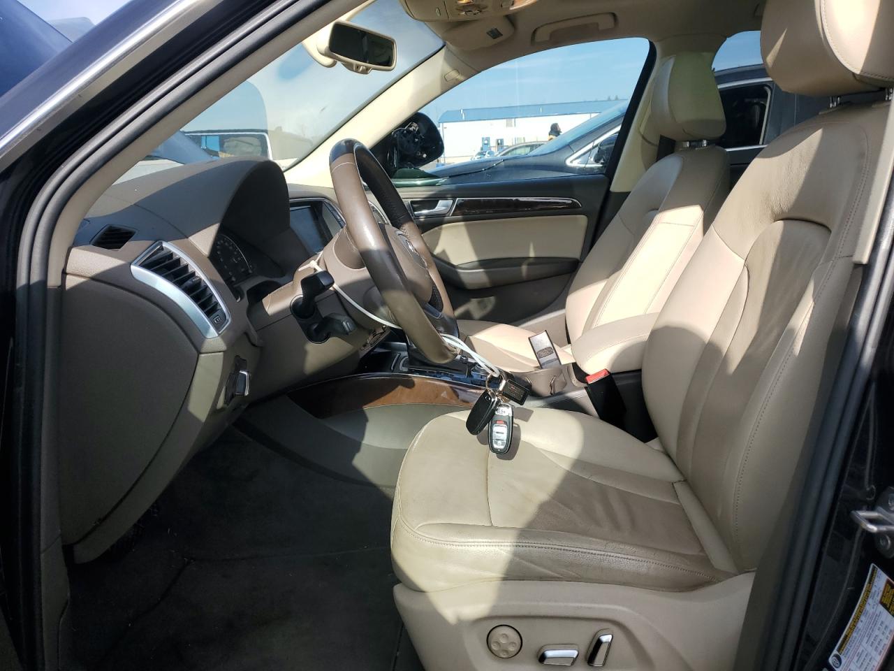 2016 Audi Q5 Premium Plus VIN: WA1L2AFP3GA050598 Lot: 93262895