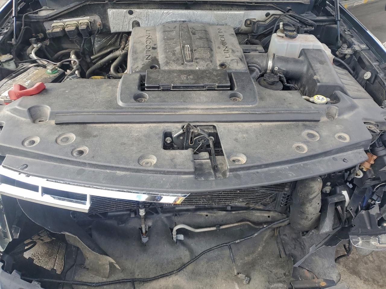 2010 Lincoln Navigator L VIN: 5LMJJ3J56AEJ04406 Lot: 93597745