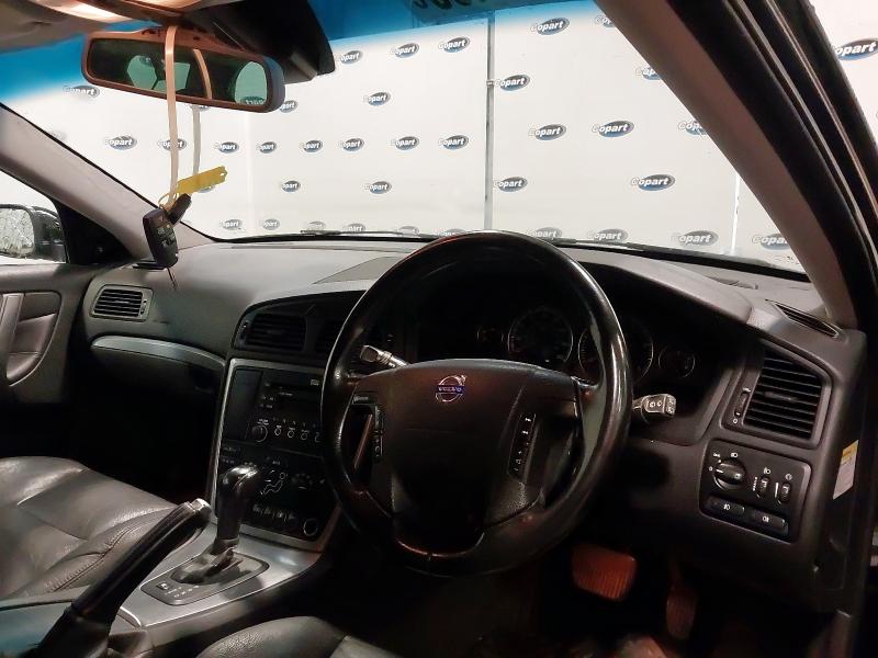 2004 VOLVO V70 D5 AWD SE 5DR GEARTRONIC