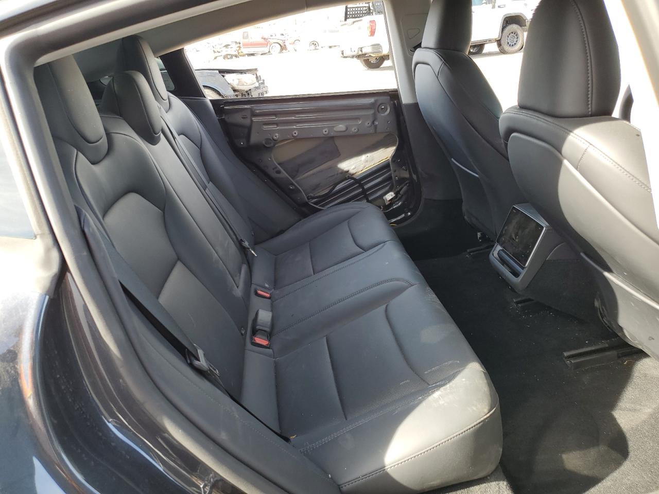 2025 Tesla Model 3 VIN: 5YJ3E1EAXSF967046 Lot: 92707595