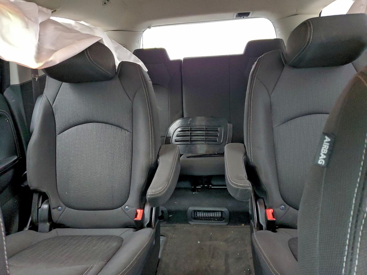 2017 Chevrolet Traverse Lt VIN: 1GNKRGKD6HJ185563 Lot: 93946975