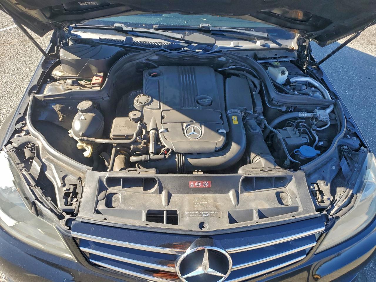 2014 Mercedes-Benz C 250 VIN: WDDGF4HB4ER316679 Lot: 94081305