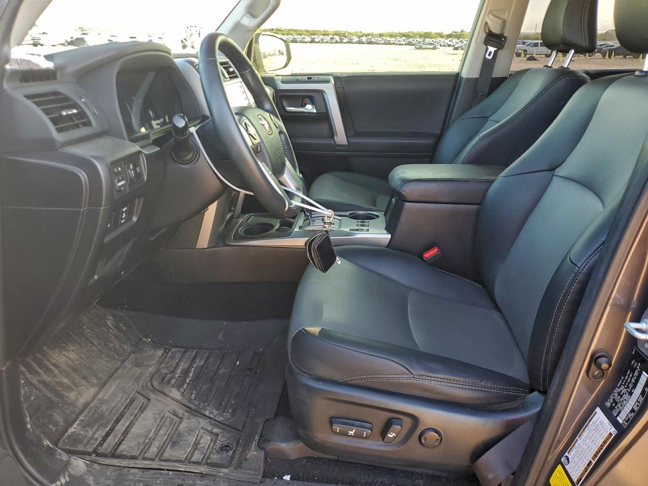 2021 Toyota 4Runner Sr5 VIN: JTEFU5JR3M5244691 Lot: 94251285