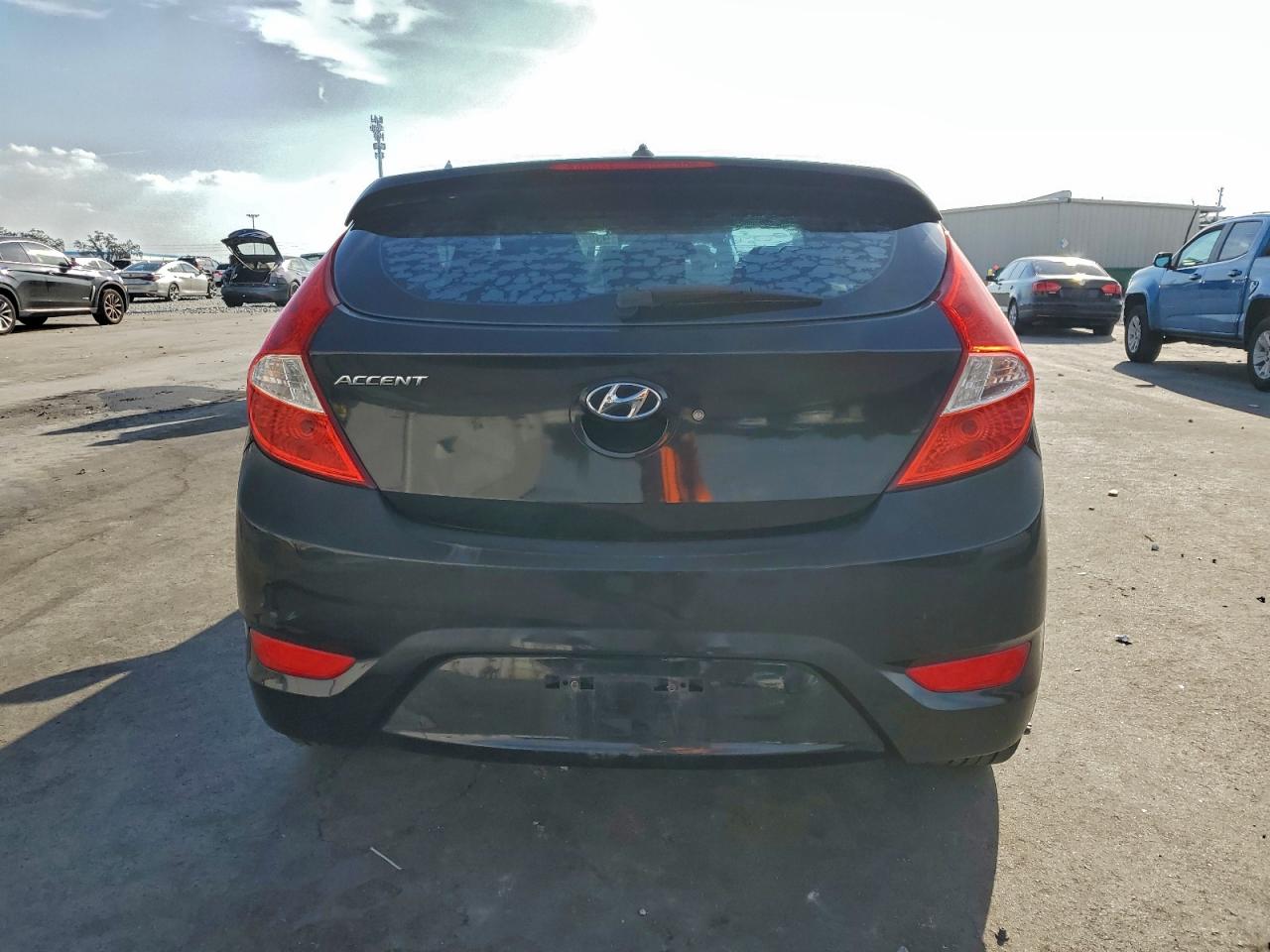 2013 Hyundai Accent Gls VIN: KMHCU5AE5DU076929 Lot: 93824245