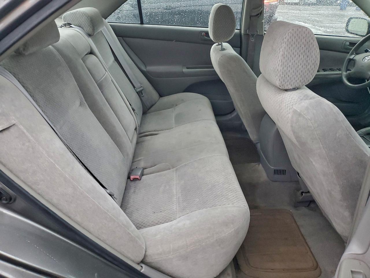 2003 Toyota Camry Le VIN: JTDBE32K430164401 Lot: 94232815