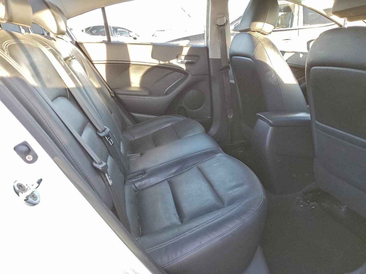 2016 Kia Forte Ex VIN: KNAFZ4A84G5615060 Lot: 94360275