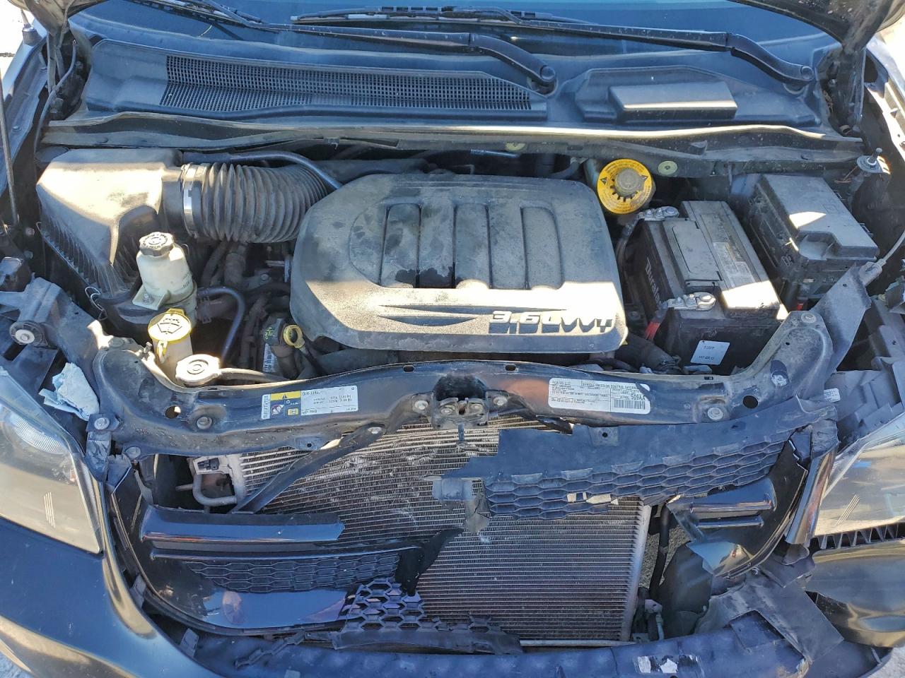 2016 Dodge Grand Caravan R/T VIN: 2C4RDGEG1GR324357 Lot: 94377085