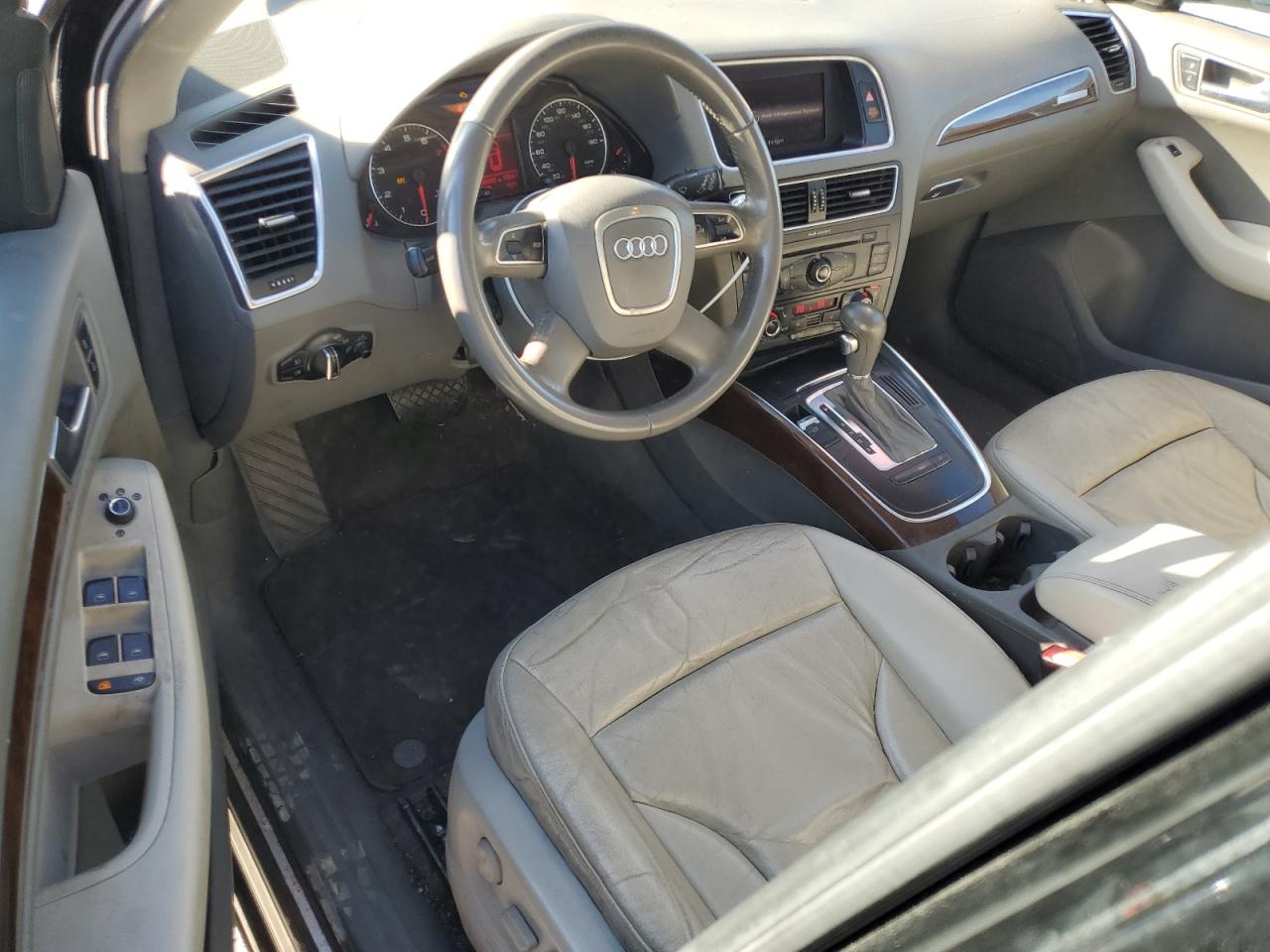 2011 Audi Q5 Premium Plus VIN: WA1LFAFP5BA063348 Lot: 93293995