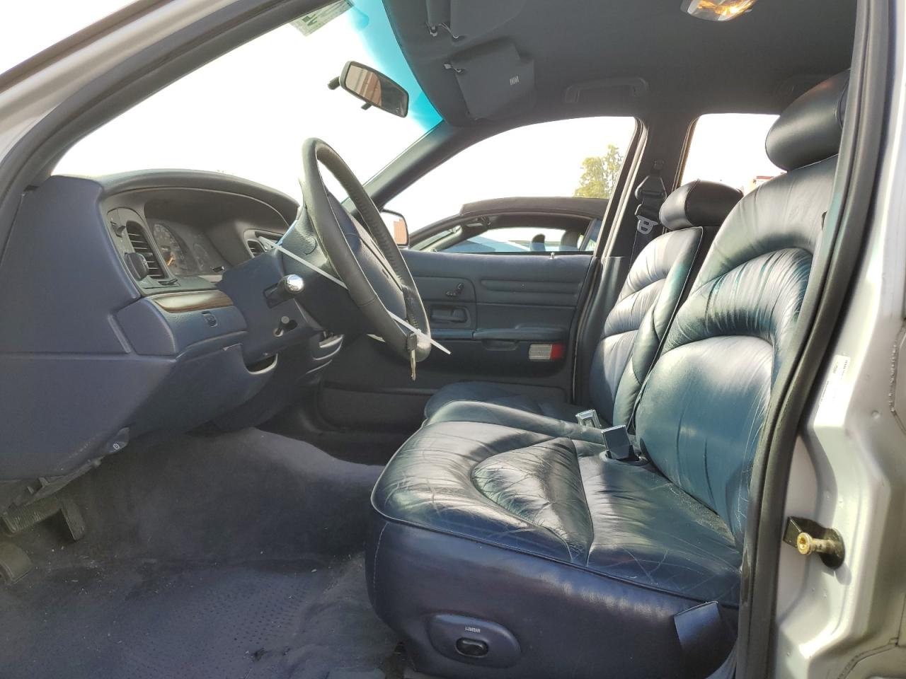 1996 Ford Crown Victoria Lx VIN: 2FALP74W6TX195968 Lot: 92117315