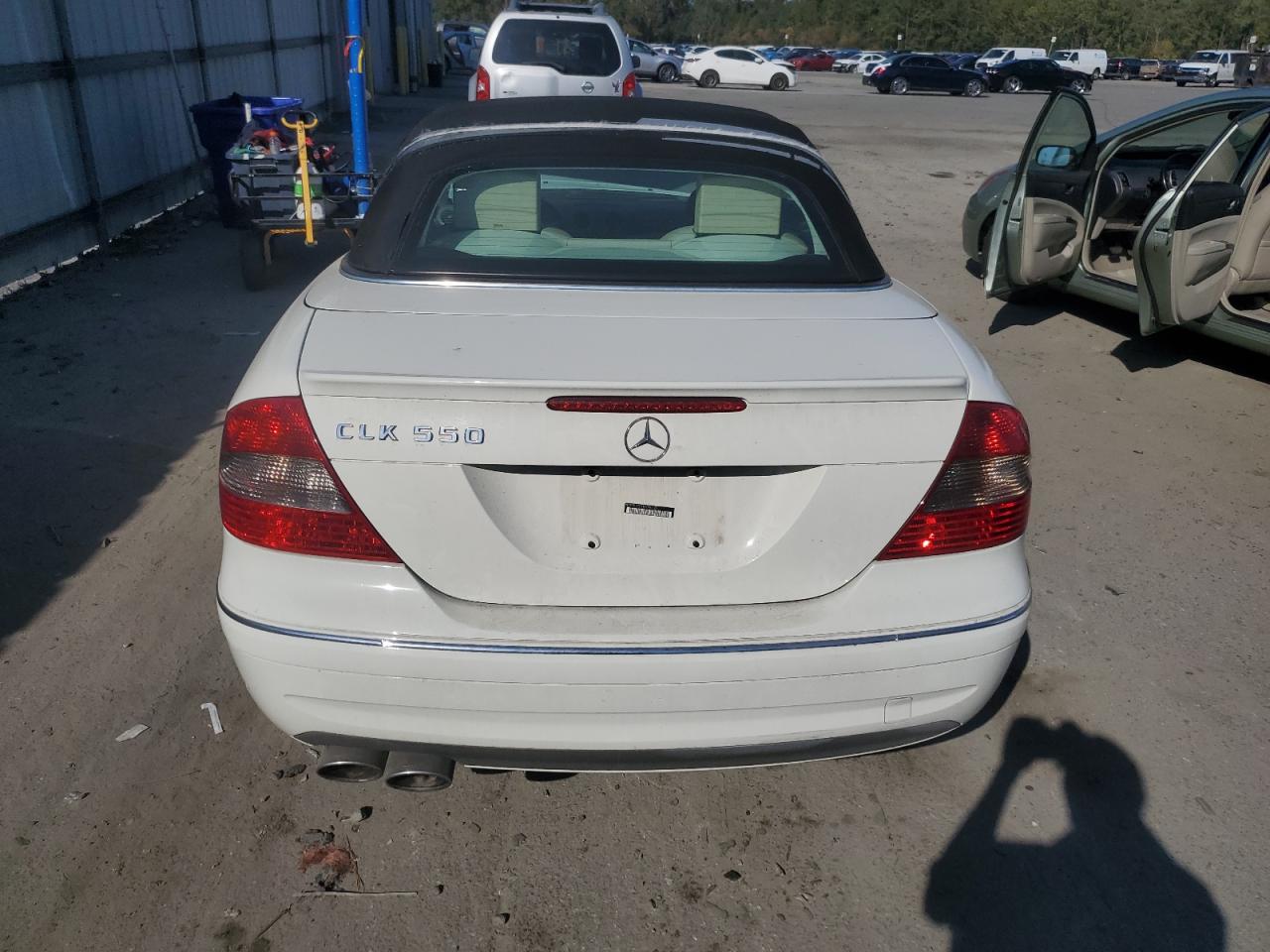 2008 Mercedes-Benz Clk 550 VIN: WDBTK72F48T090120 Lot: 93376425