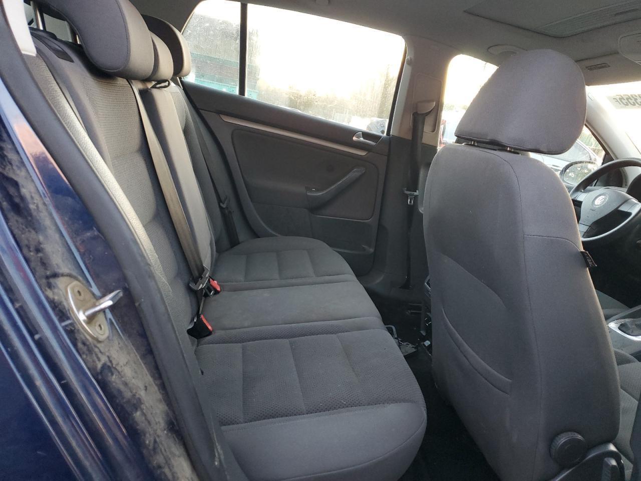 2007 Volkswagen Rabbit VIN: WVWDR71K17W007935 Lot: 93328355