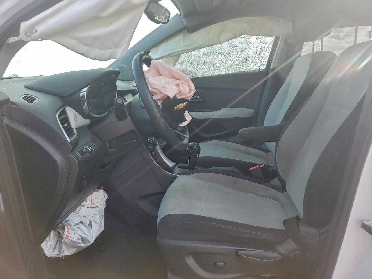 2017 Chevrolet Trax Ls VIN: 3GNCJKSB1HL279694 Lot: 94417305