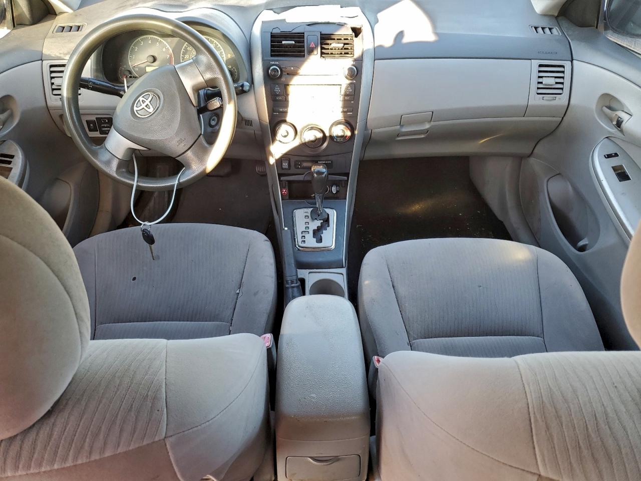 2010 Toyota Corolla Base VIN: JTDBU4EE4AJ065826 Lot: 94486435