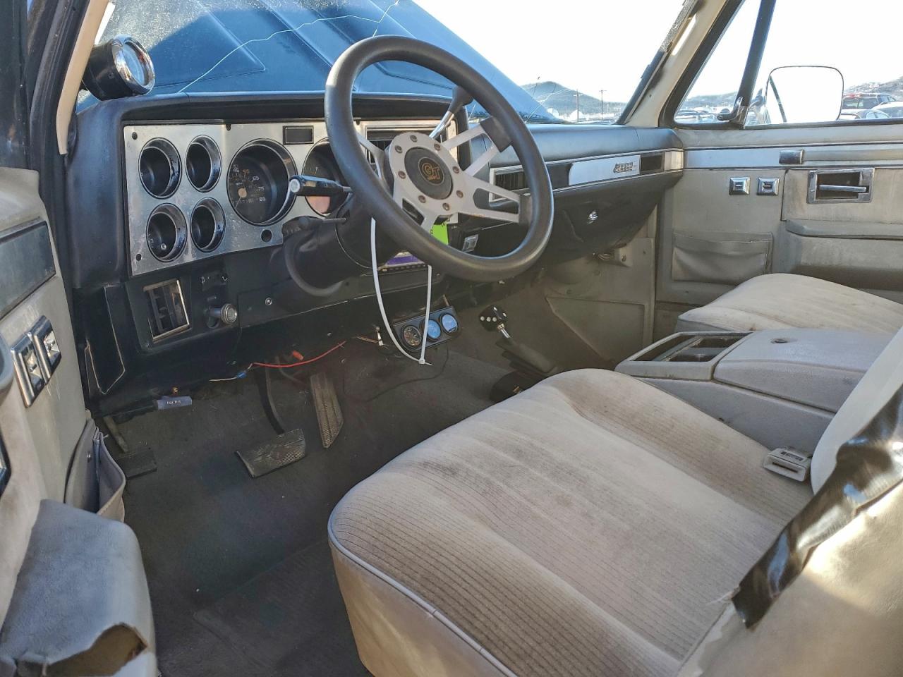 1982 GMC Jimmy K1500 VIN: 1G5EK18C2CF522349 Lot: 93864325
