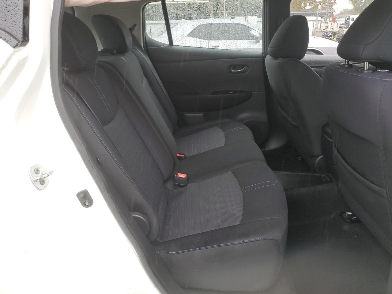 2018 Nissan Leaf S VIN: 1N4AZ1CP7JC302111 Lot: 93098735