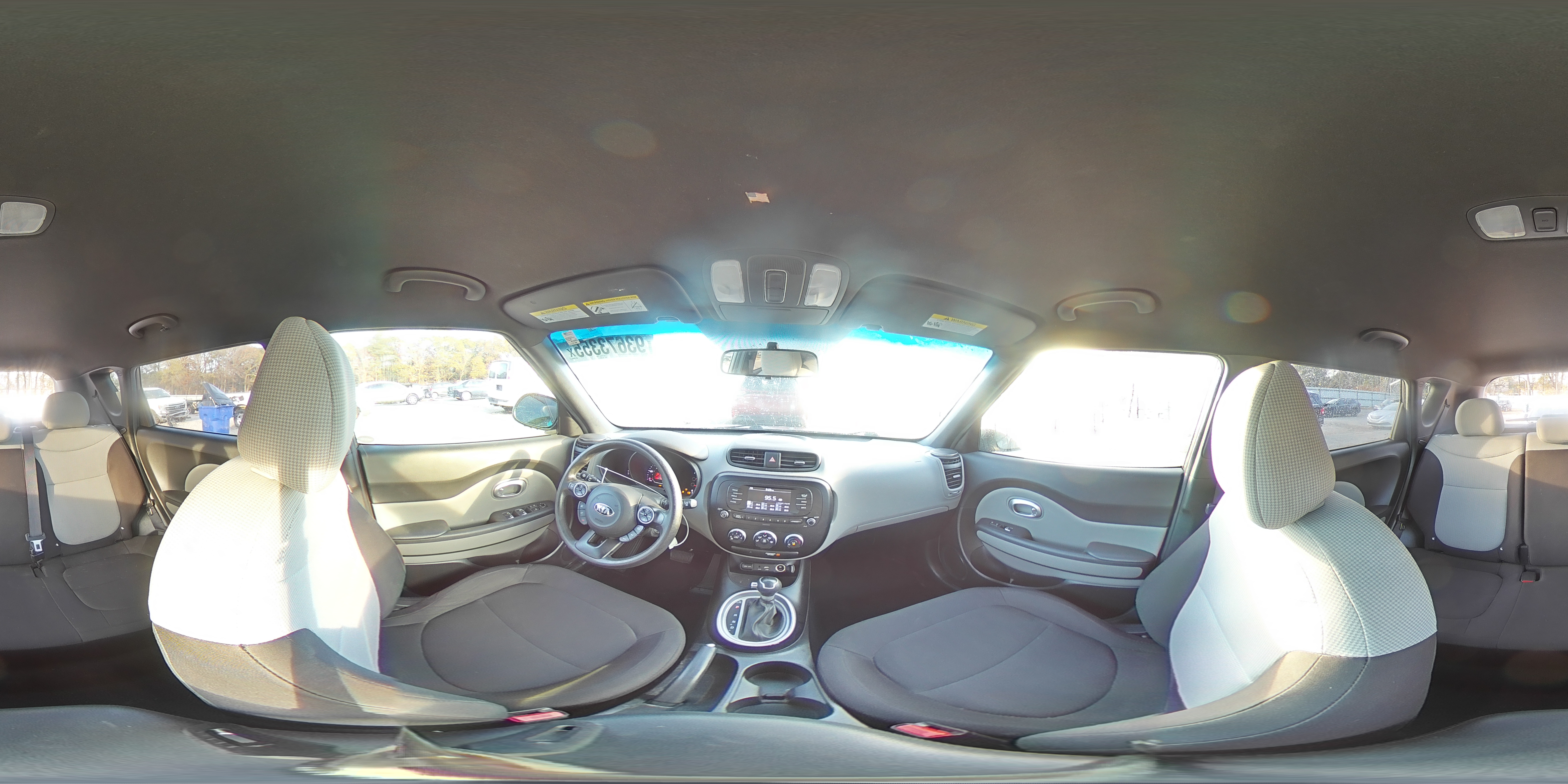 2018 Kia Soul VIN: KNDJN2A23J7506903 Lot: 93673355