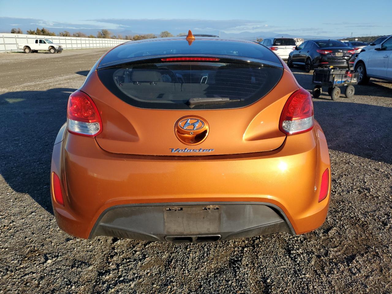 2015 Hyundai Veloster VIN: KMHTC6AD9FU238130 Lot: 93380325