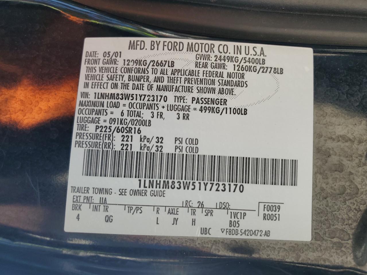 2001 Lincoln Town Car Cartier VIN: 1LNHM83W51Y723170 Lot: 92514685