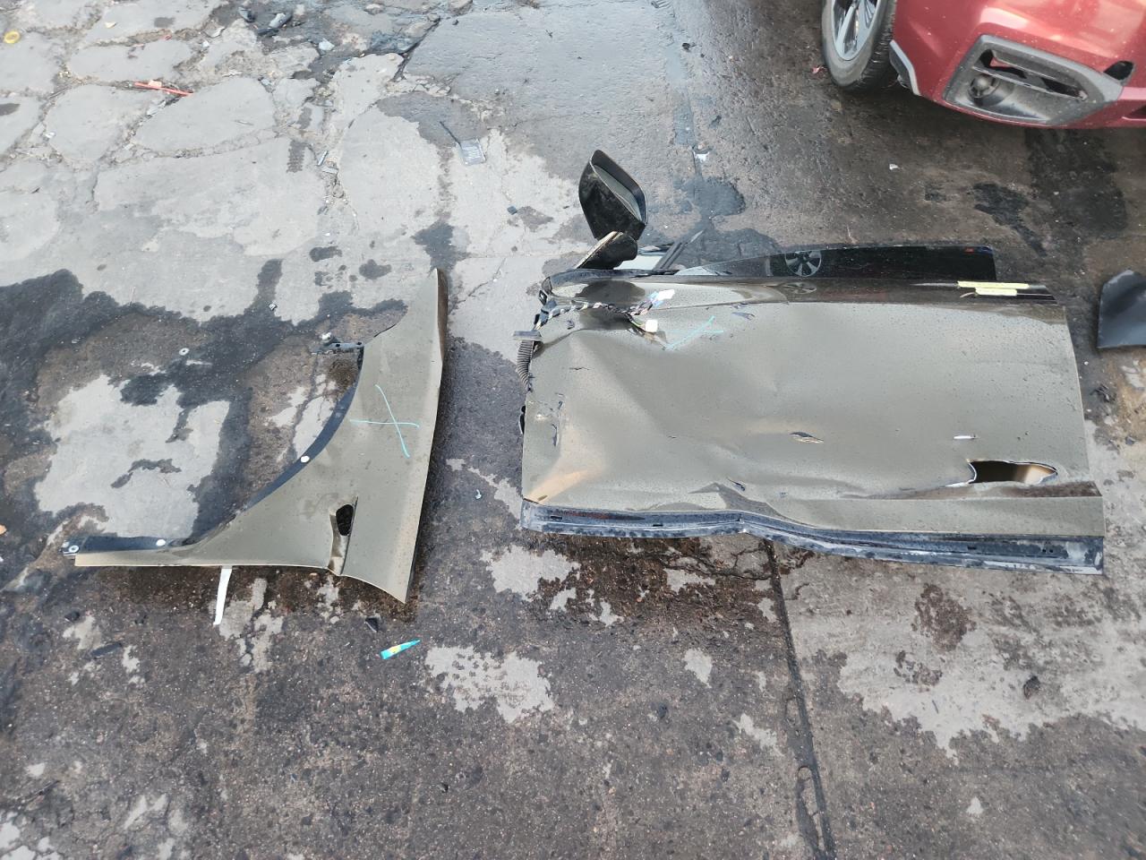 2022 Tesla Model X VIN: 7SAXCBE6XNF345594 Lot: 90920415