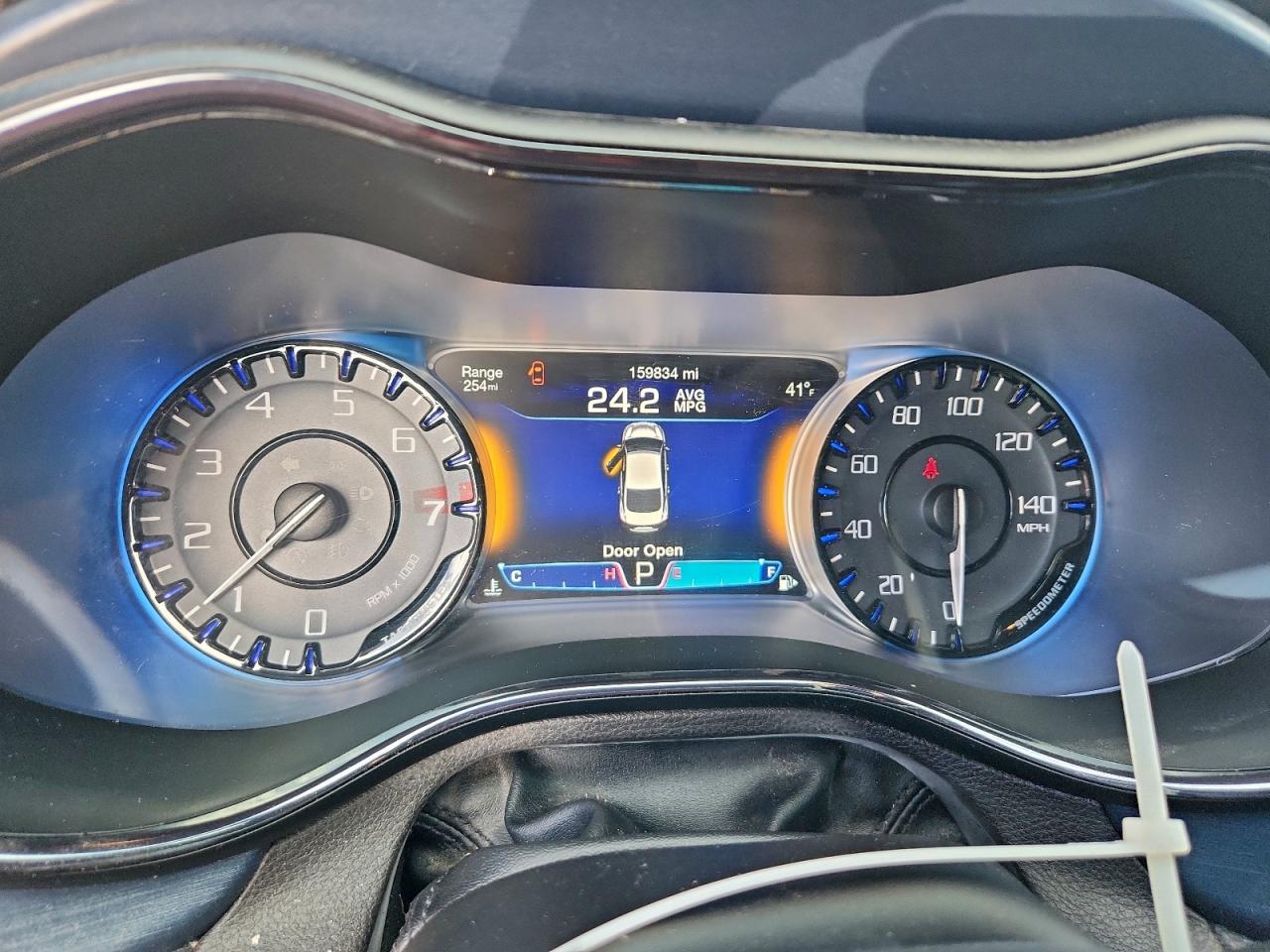 2015 Chrysler 200 S VIN: 1C3CCCDG5FN512172 Lot: 93343185