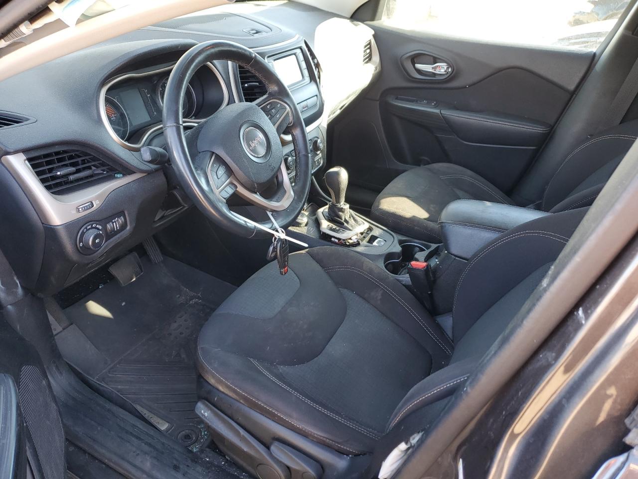 2016 Jeep Cherokee Latitude VIN: 1C4PJMCS7GW119686 Lot: 91463745