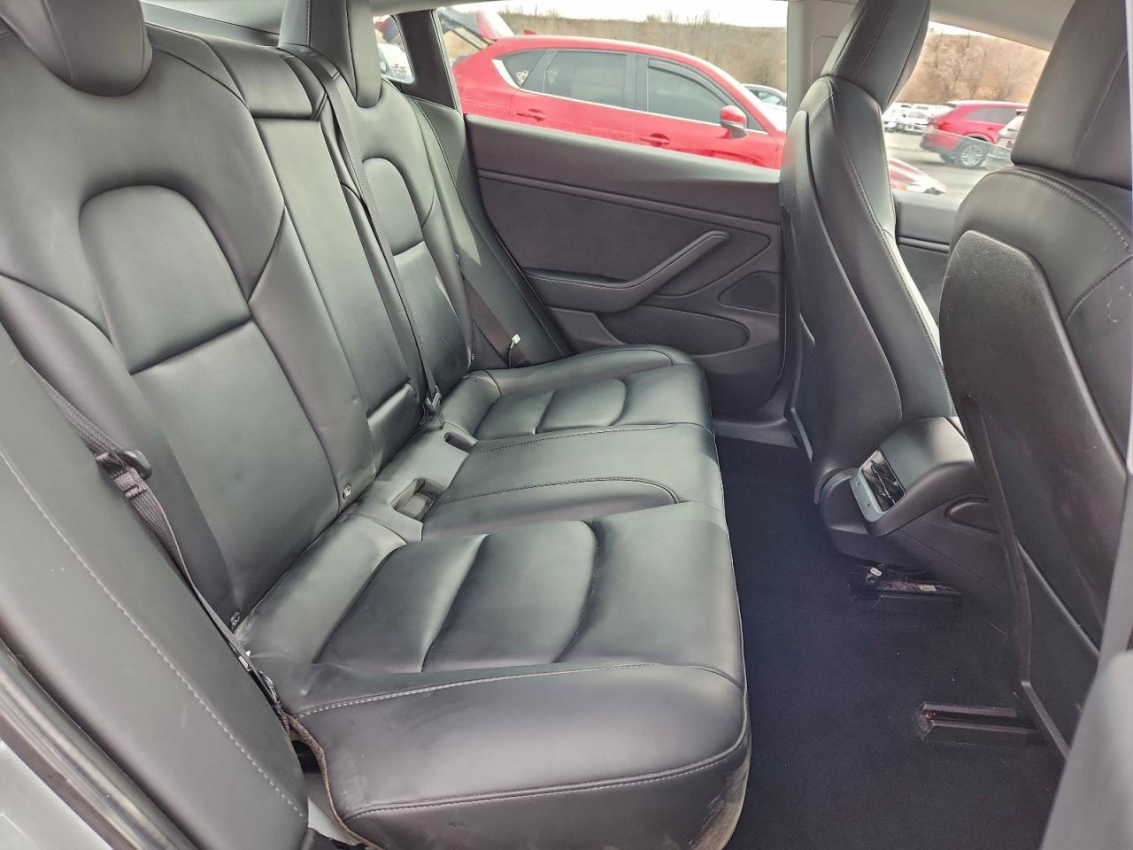 2020 Tesla Model 3 VIN: 5YJ3E1EBXLF637451 Lot: 93455345