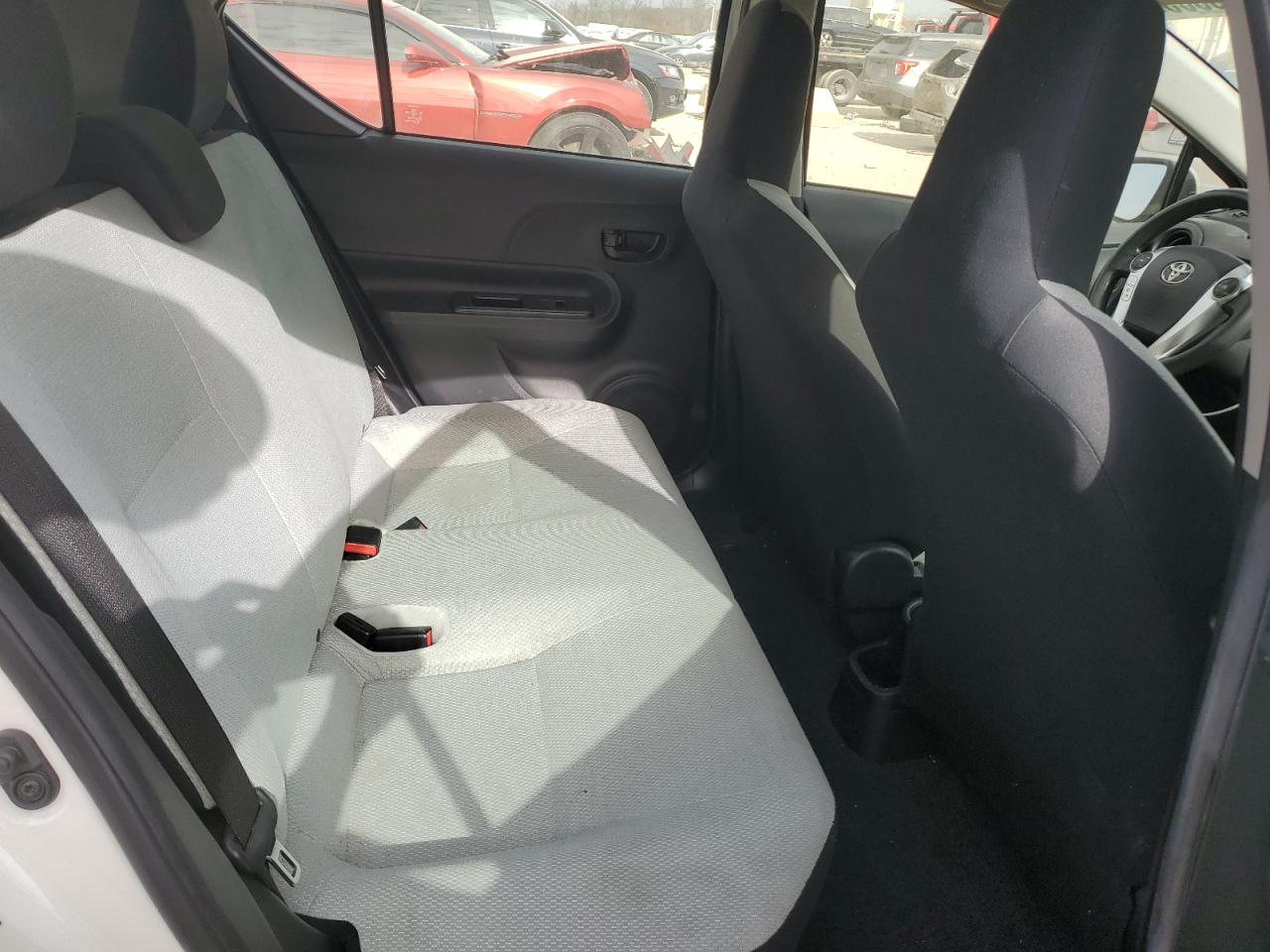 2015 Toyota Prius C VIN: JTDKDTB33F1580191 Lot: 92283505