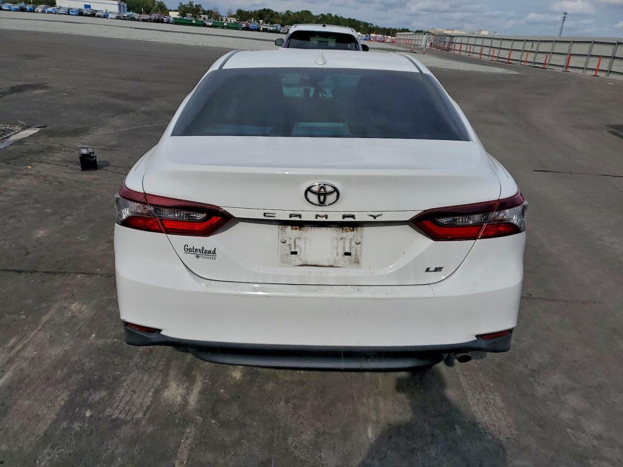 2021 Toyota Camry Le VIN: 4T1C11AK1MU538071 Lot: 94731175