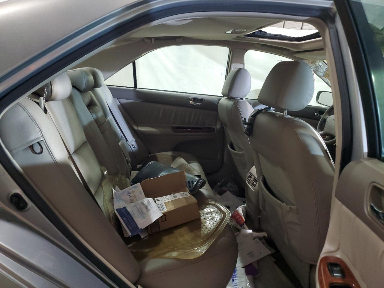 2005 Toyota Camry Le VIN: 4T1BF30KX5U616696 Lot: 91378935