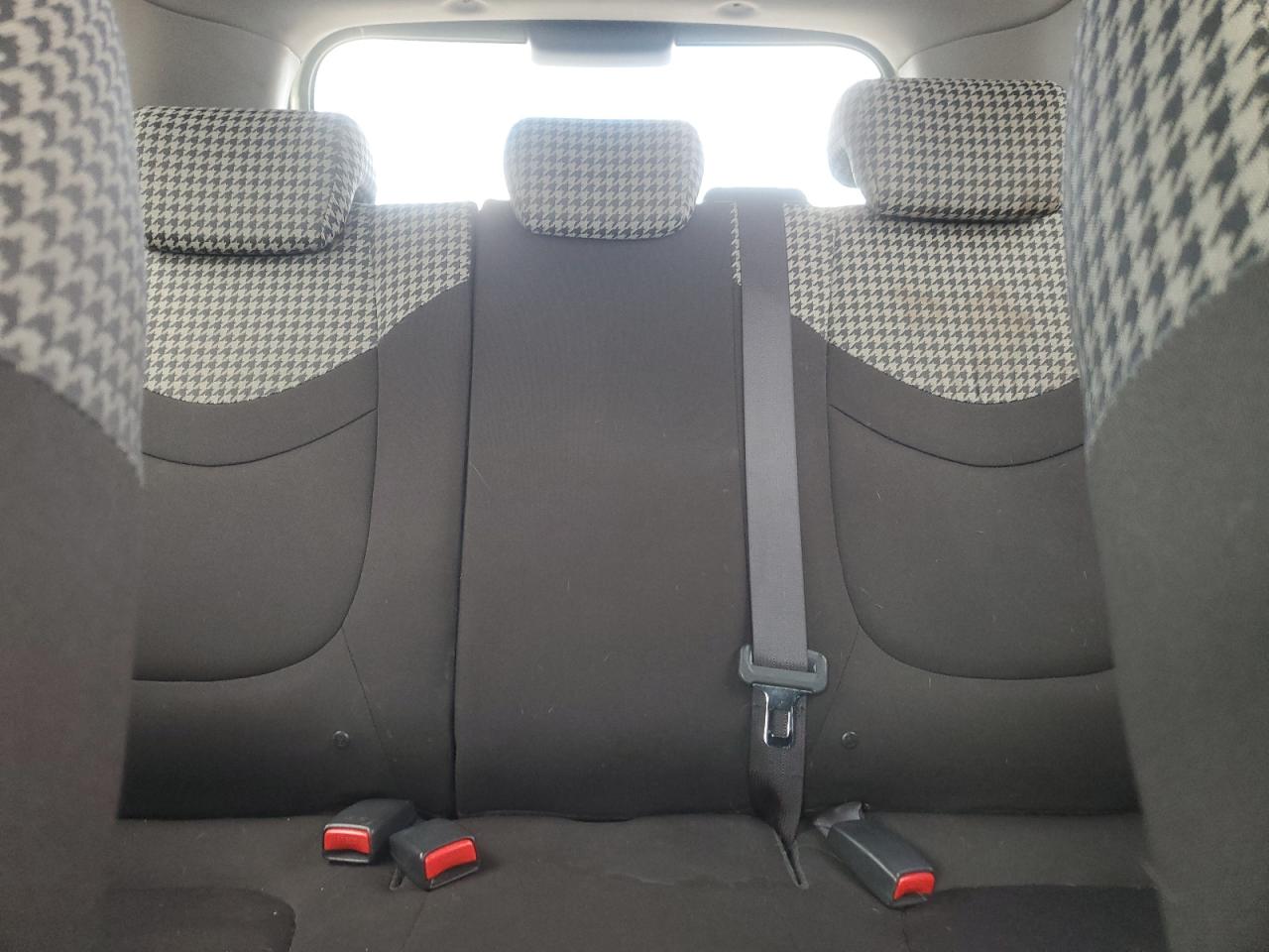 2010 Kia Soul + VIN: KNDJT2A26A7177085 Lot: 93312635