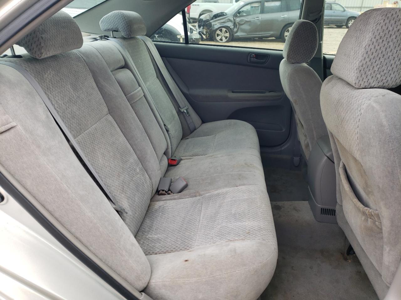 2004 Toyota Camry Le VIN: 4T1BE32K64U820443 Lot: 93258385