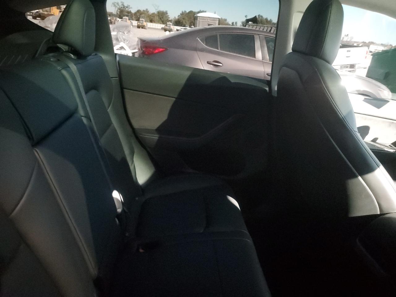 2022 Tesla Model Y VIN: 7SAYGDEE3NF364192 Lot: 91740235