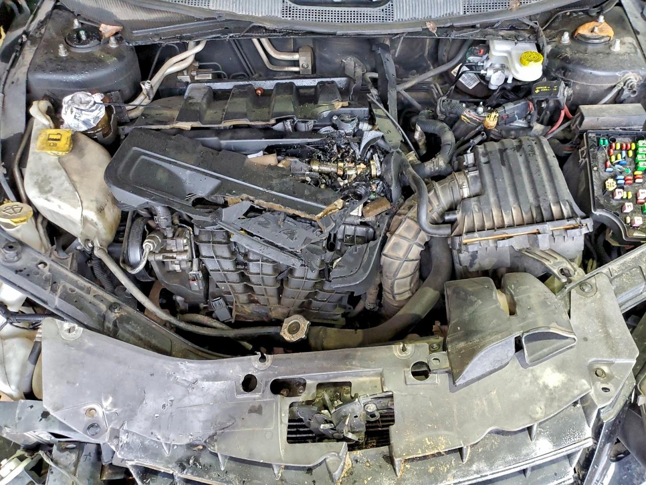 2010 Chrysler Sebring Limited VIN: 1C3CC5FB4AN141186 Lot: 94150935