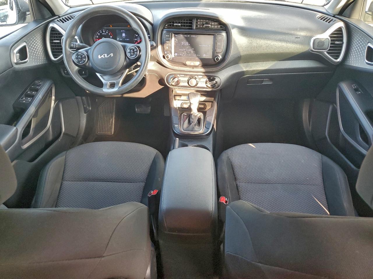 2022 Kia Soul Lx VIN: KNDJ23AU8N7807074 Lot: 94248105