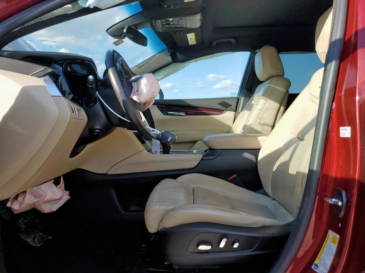 2017 Cadillac Xt5 Luxury VIN: 1GYKNBRS7HZ305815 Lot: 93139265