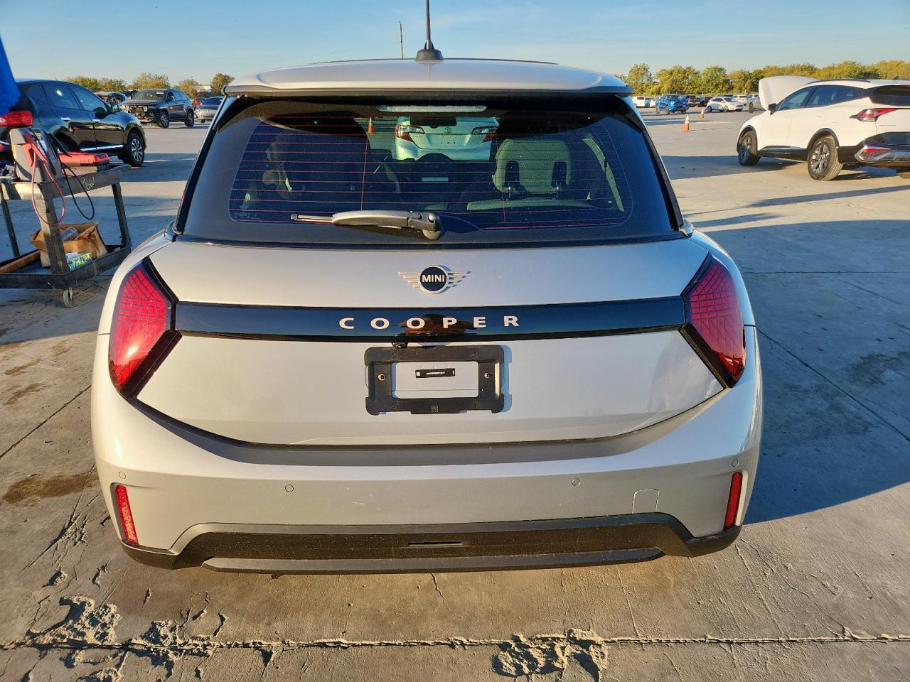 2025 Mini Cooper Base VIN: WMW13GD08S2X12176 Lot: 92275605