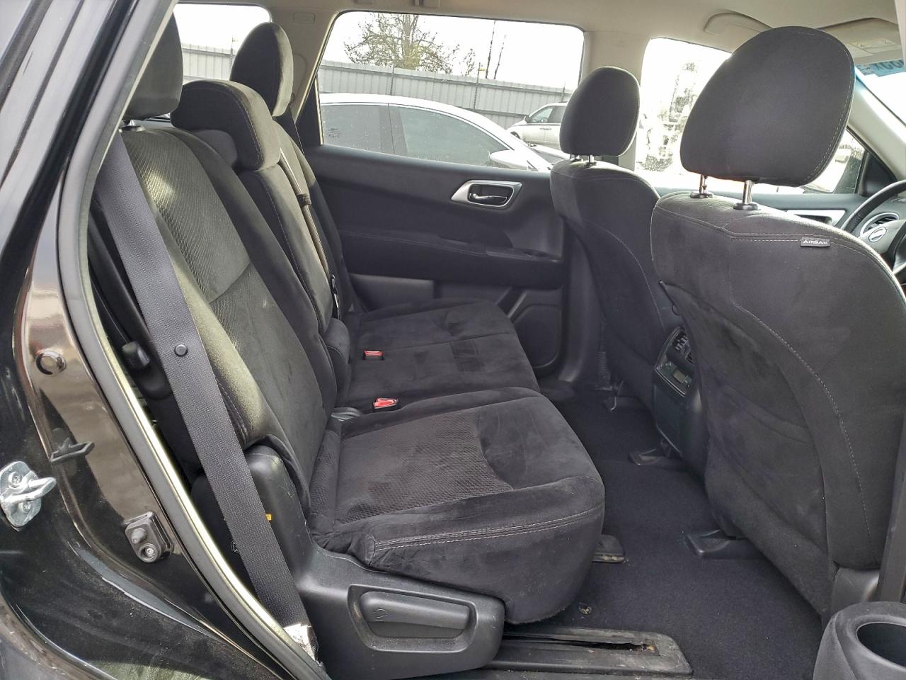 2015 Nissan Pathfinder S VIN: 5N1AR2MM8FC656923 Lot: 93296835