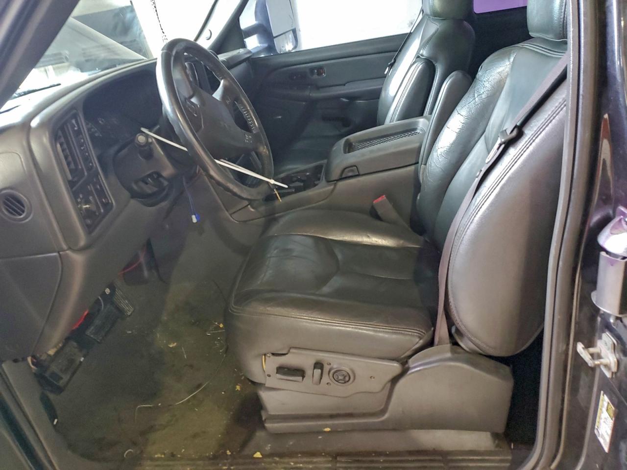 2005 GMC Sierra K2500 Heavy Duty VIN: 1GTHK29U45E176266 Lot: 93947045