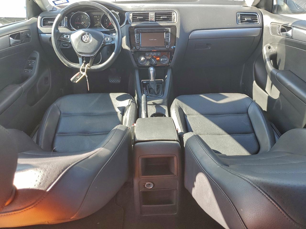 2015 Volkswagen Jetta Tdi VIN: 3VWLA7AJ3FM346766 Lot: 94390585