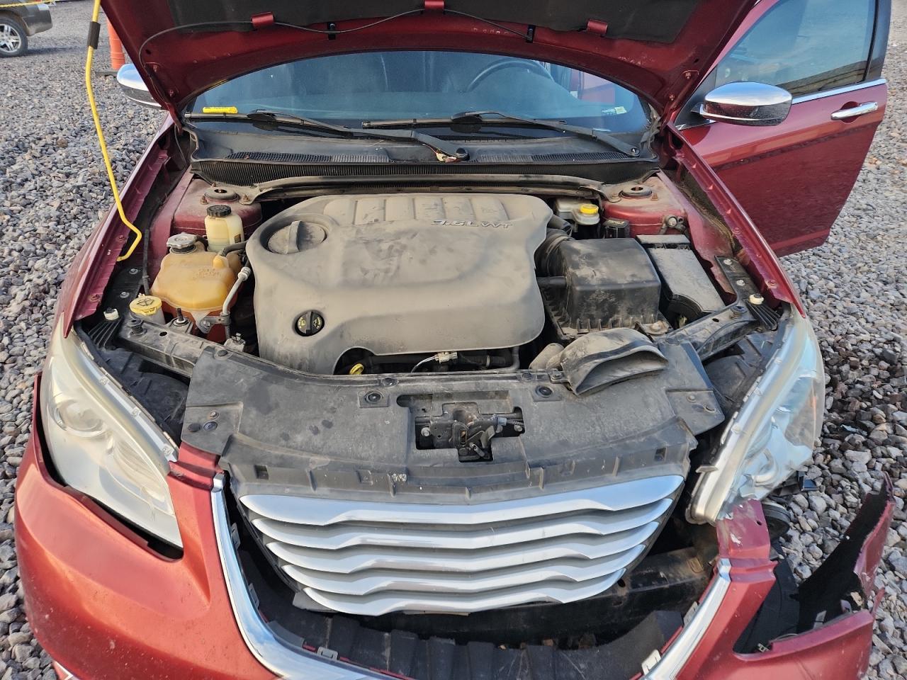 2012 Chrysler 200 Limited VIN: 1C3CCBCG7CN152104 Lot: 90308435