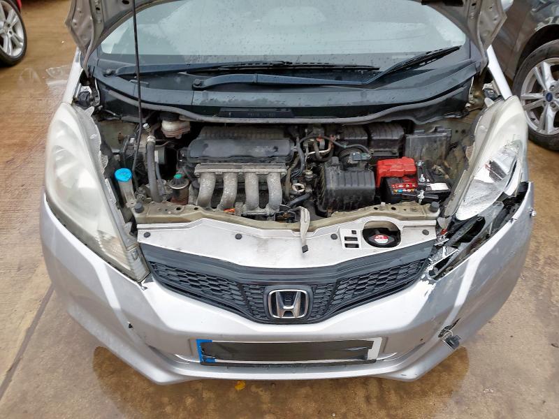 2014 HONDA JAZZ 1.4 I-VTEC ES PLUS 5DR CVT
