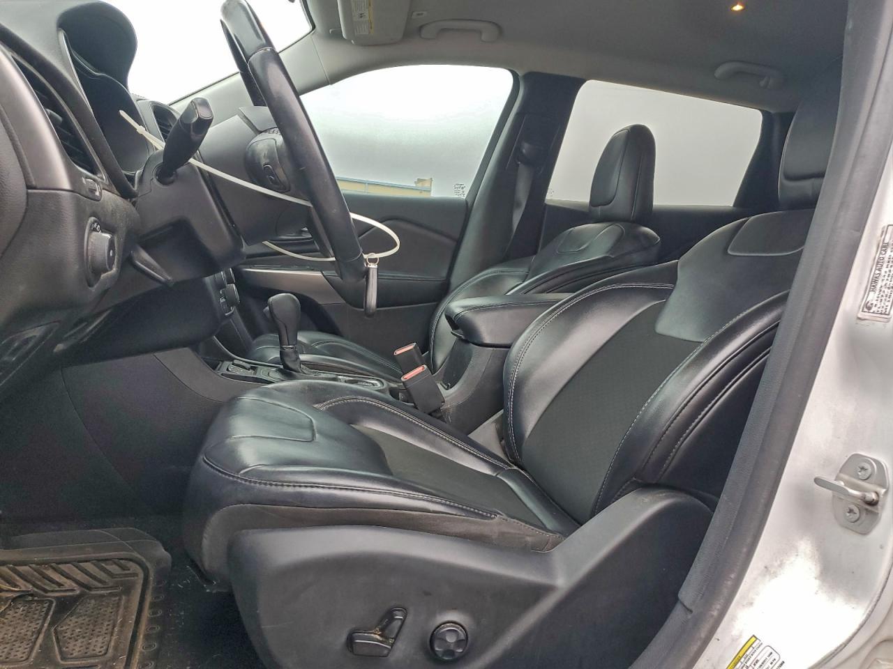 2019 Jeep Cherokee Latitude Plus VIN: 1C4PJLLB6KD420349 Lot: 93697635